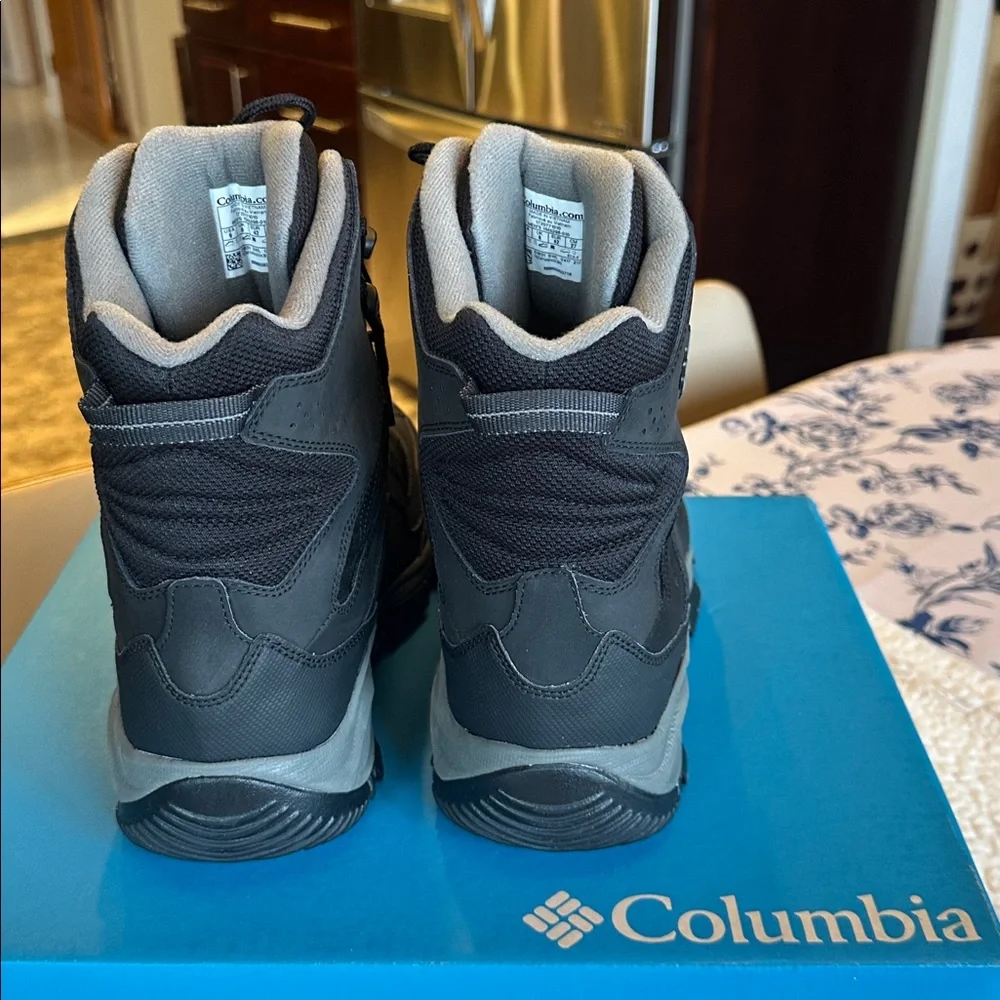 Men’s Columbia Backramp Waterproof Techlite Snow Boots Sz 9